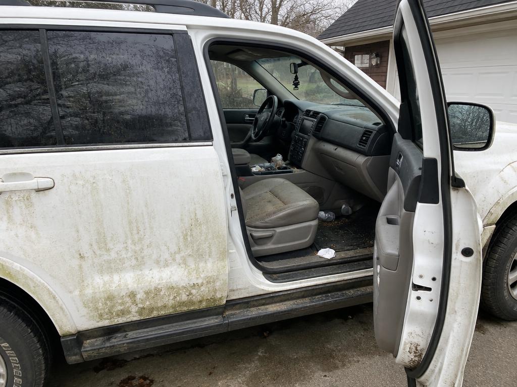 SUV before Premier Service Detail