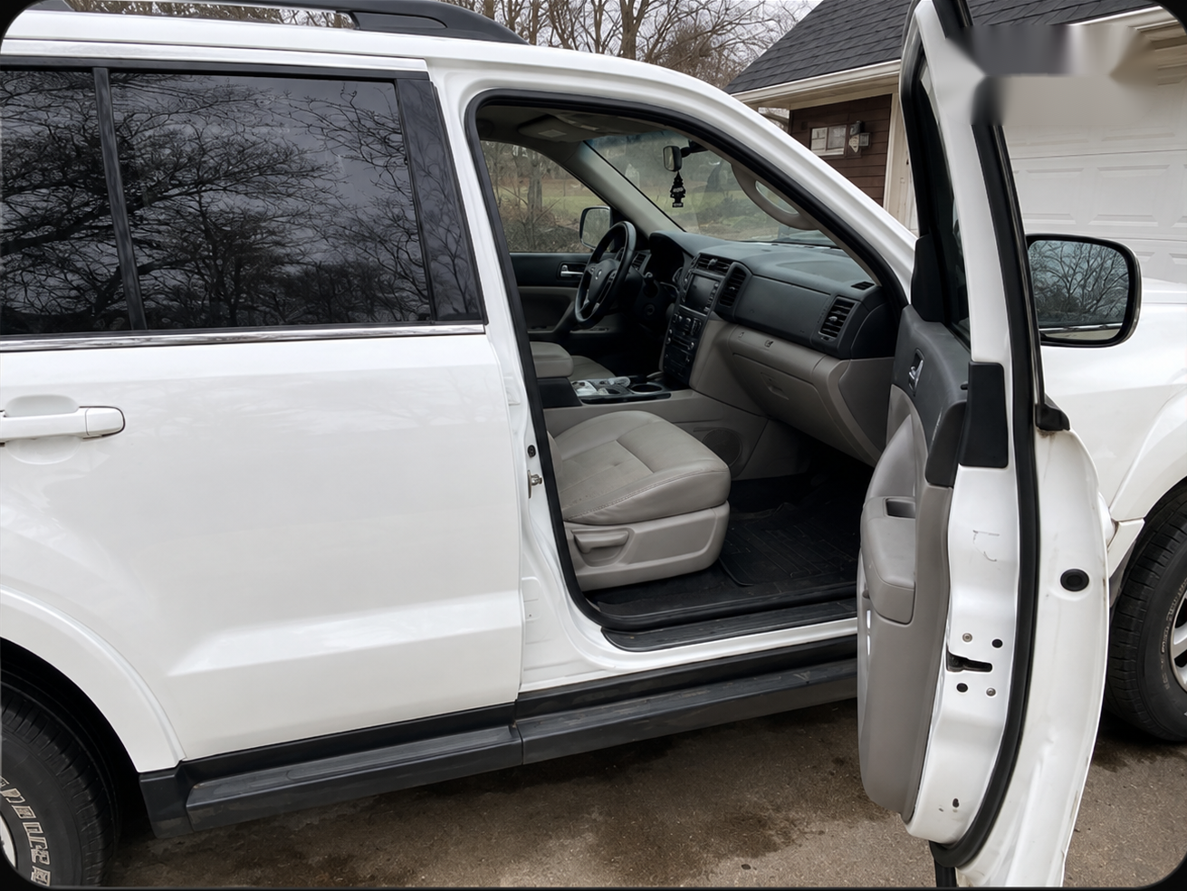 SUV after Premier Service Detail